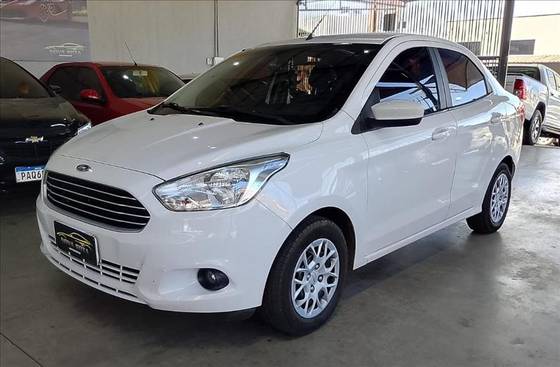 FORD KA + 1.0 TI-VCT FLEX SE PLUS MANUAL FORD KA + 1.0 TI-VCT FLEX SE PLUS MANUAL